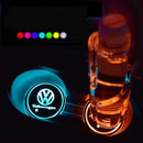 Porta-copos LED Automotivo 7 Cores com Carregamento USB e Sensor de Vibração 2 Peças